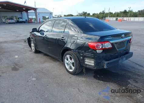 2013 Toyota Corolla Le z USA, uszkodzony, nr VIN 5YFBU4EE9DP077616